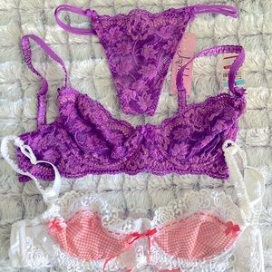 Jezebel Intimates Bra and Thong Set